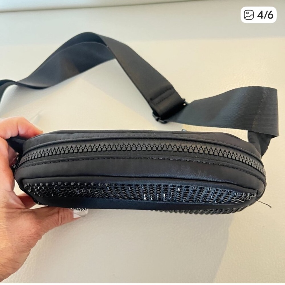 Steve Madden Black Rhinestone Belt Bag Multi Zipper Compartments - Picture 5 of 7